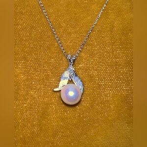 VTG 14k White Gold Pearl and Diamond Necklace